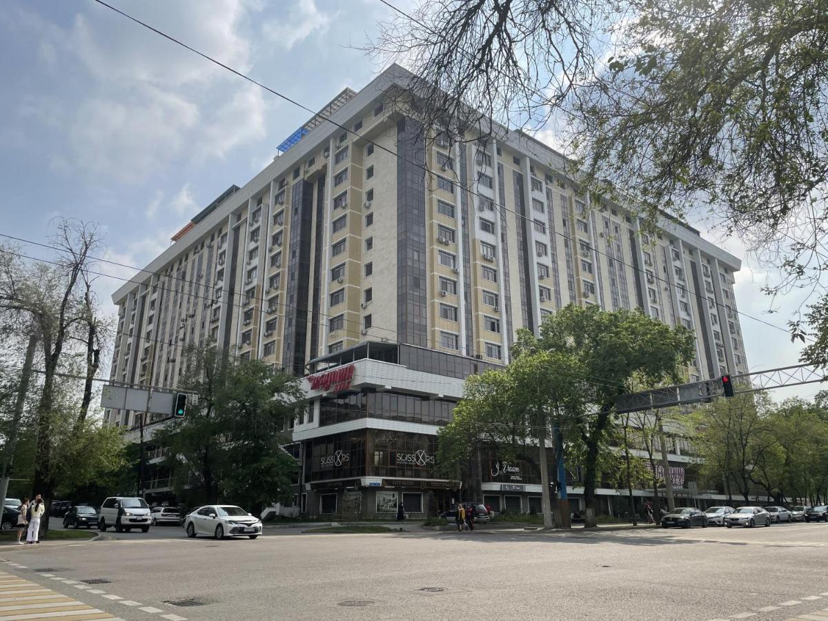 Апартаменты #3 Almaty Exterior photo