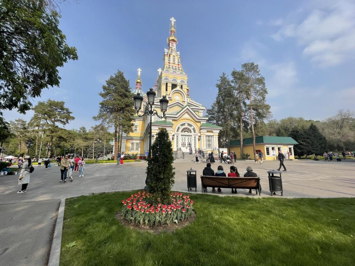 Апартаменты #3 Almaty Exterior photo